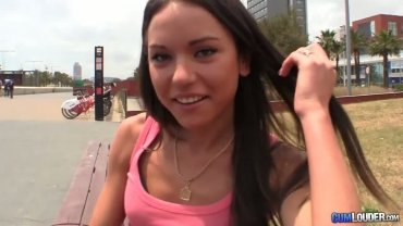 Nataly Gold: Królowa analnego lodzika dla nastolatków